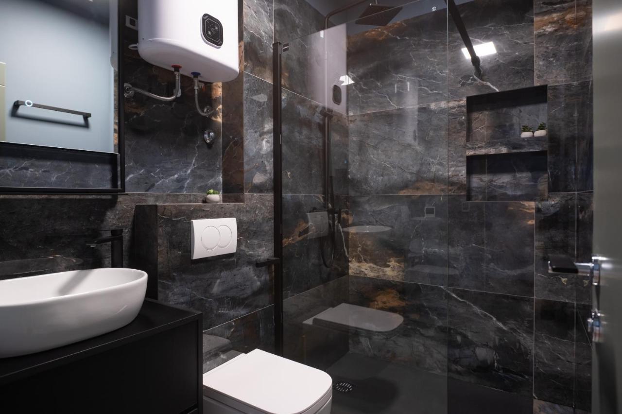 Studio & Rooms Torine ザダル エクステリア 写真